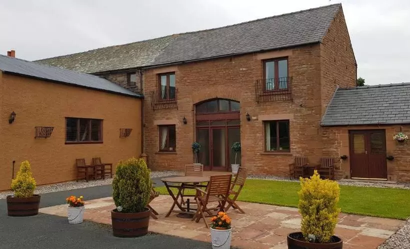 ペンション The Ginney Country Guest House