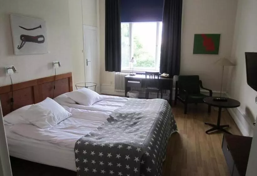 Retkeilymaja Värdshuset Engelbrekt