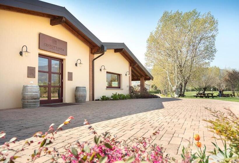 בית מלון כפרי Cascina Clarabella