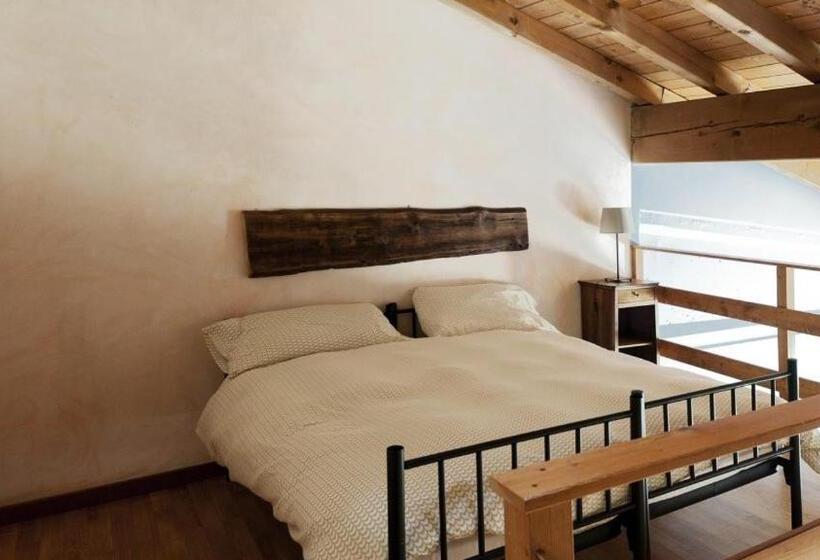 בית מלון כפרי Cascina Clarabella