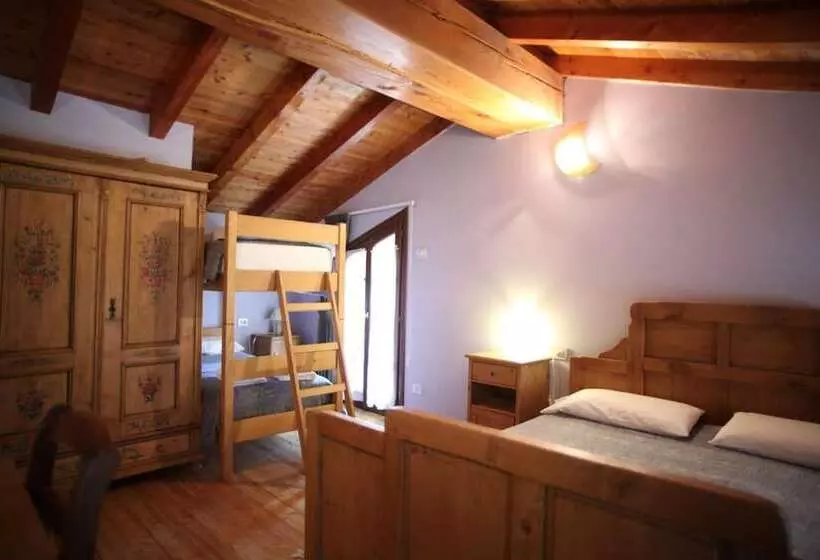 Hotelli Le Case Dei Baff