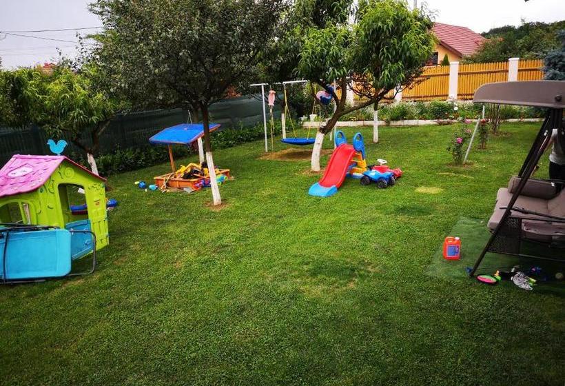 ペンション Podgoria Guesthouse  Camere De închiriat