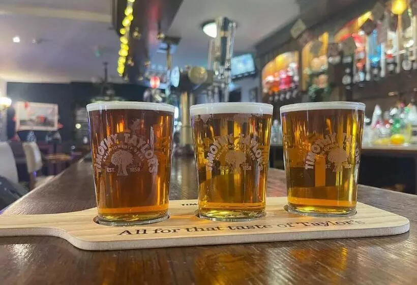 ユースホステル The Crossroads Inn