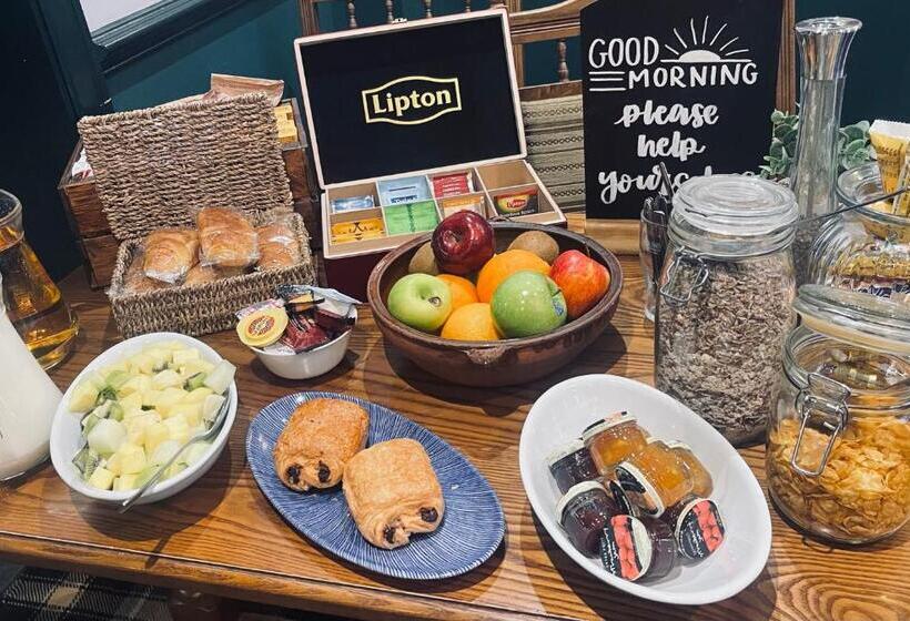 فندق صغير The Crossroads Inn