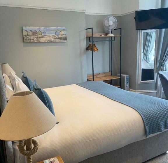 膳宿费 Beachside Guest House