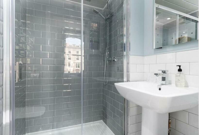 膳宿费 Beachside Guest House