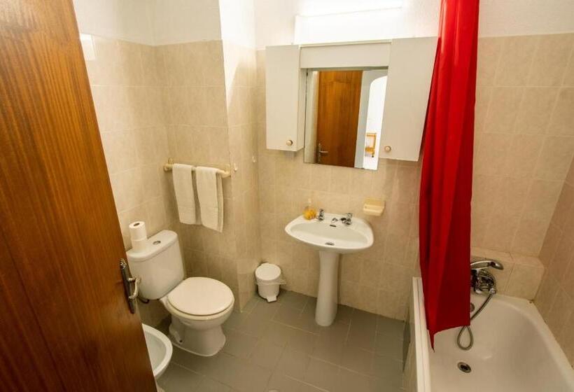 بنسيون Colmeia  Alojamento Local