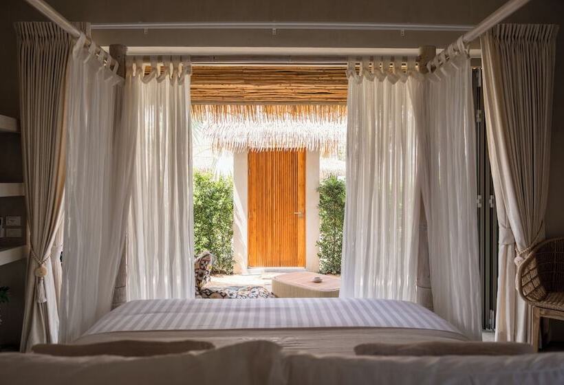 Hotelli The Deck Cottages Samui