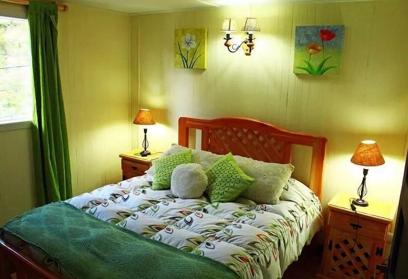 ユースホステル Apart Hotel Don Teodoro