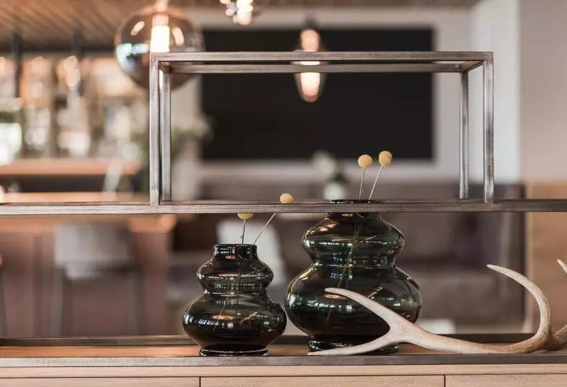 پانسیون Lifestyle Hotel Alpin