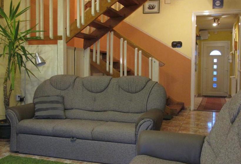 Pensionat Bazis Guesthouse