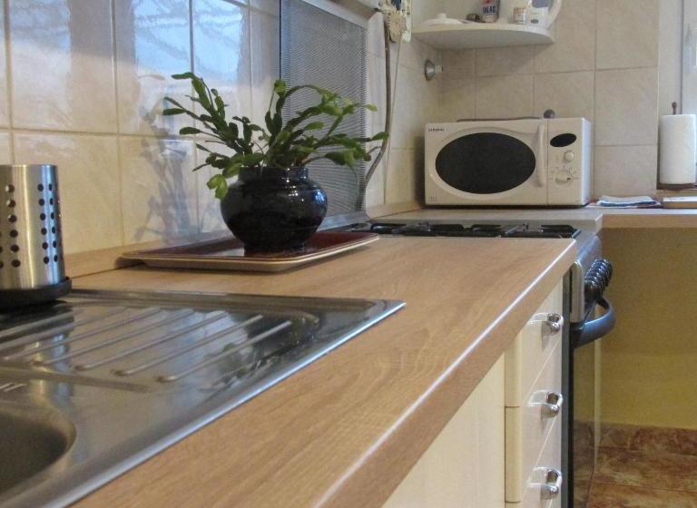 Pensionat Bazis Guesthouse