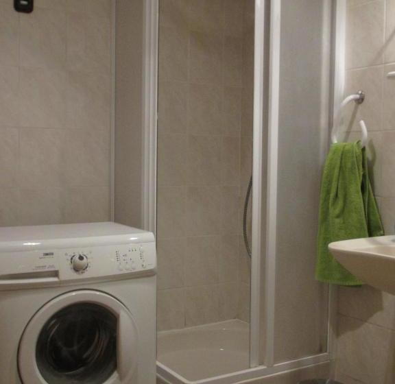 Pensionat Bazis Guesthouse