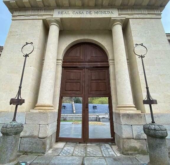 膳宿费 Casa De La Moneda