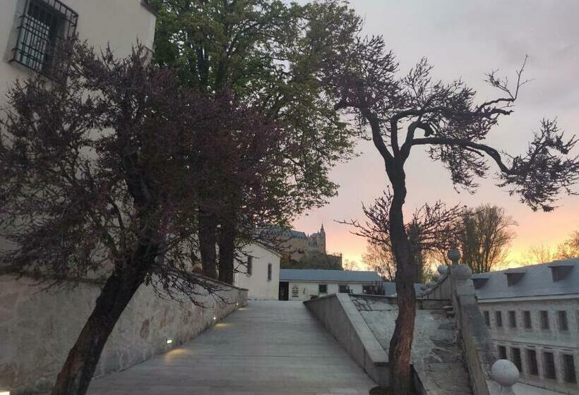 膳宿费 Casa De La Moneda