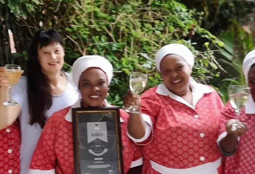 Majatalo Rose And Ale Self Catering Units