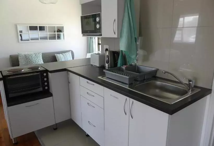 Majatalo Rose And Ale Self Catering Units