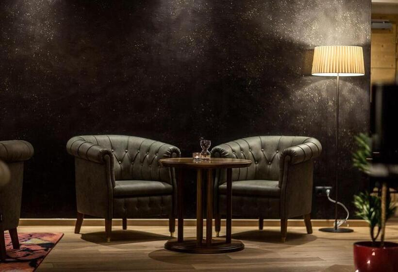 Sonus Alpis Adults Only