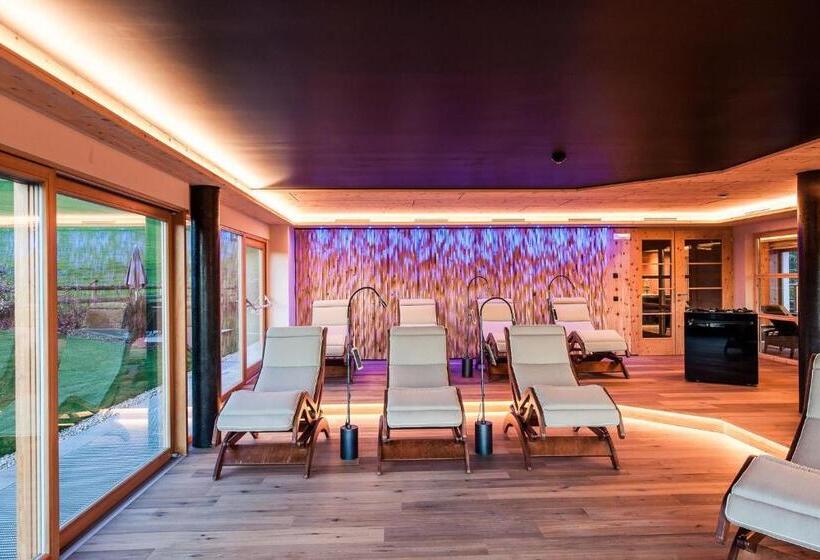 Sonus Alpis Adults Only