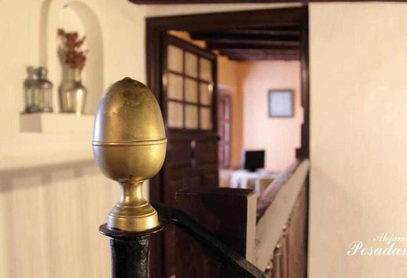 הוסטל Posada El Canchal