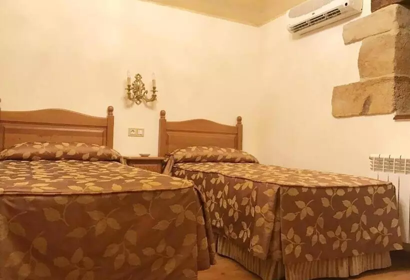 ユースホステル Posada Ribera Del Pas