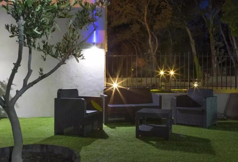 Majatalo Espace De L Hers