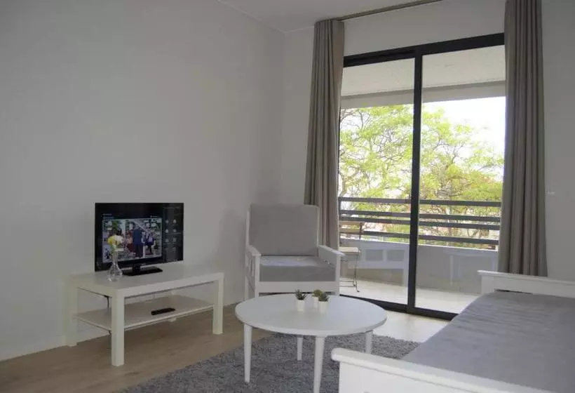 Apartamentos Turísticos Vitoria By Petit Hotels