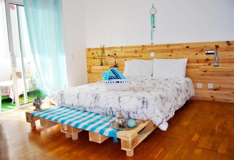 פנסיון Chill'inn Guest House Lagos