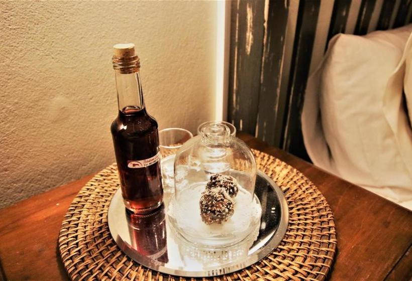 بنسيون Ndedema Lodge