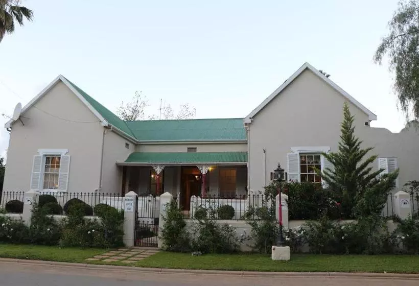 Majatalo Ndedema Lodge