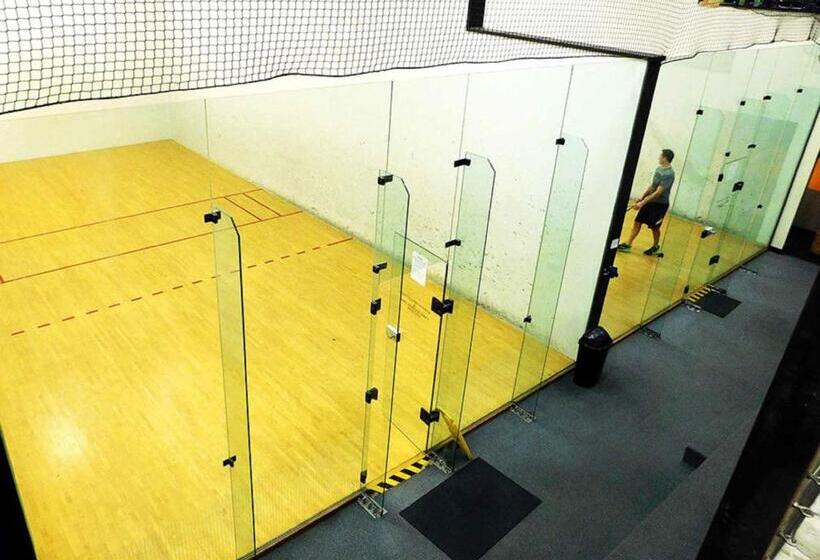 Turning Leaf Townhome Suites