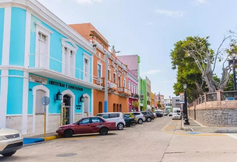 هاستل Coastal Express Inn & Suites #1 At 681 Ocean Drive