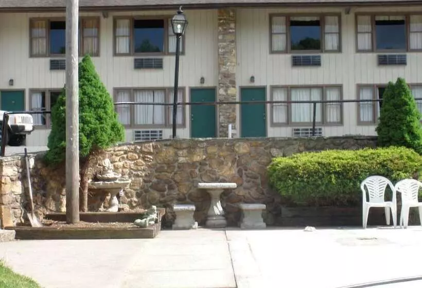 Retkeilymaja High Meadows Inn