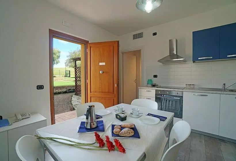 ホテル Cascina Al Colle