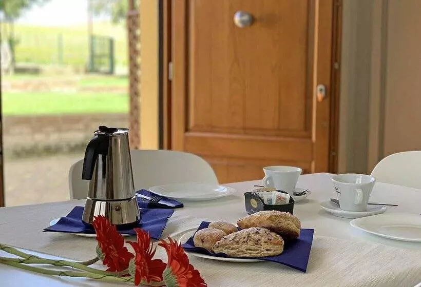 ホテル Cascina Al Colle