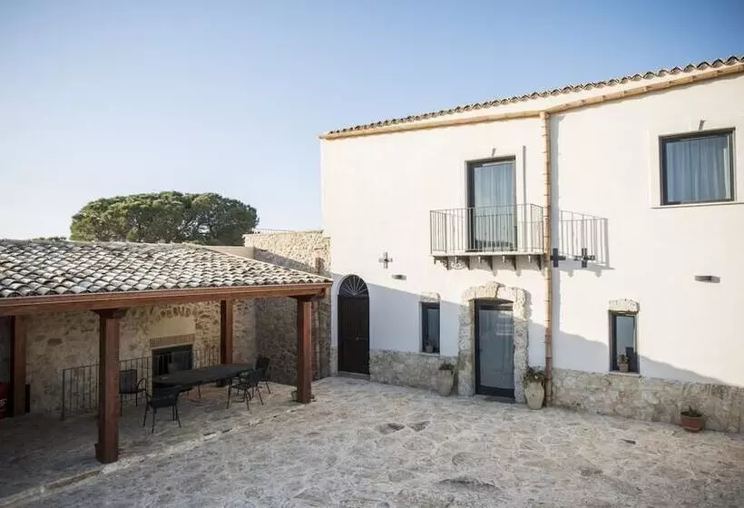 Hotelli Agriturismo Raffo