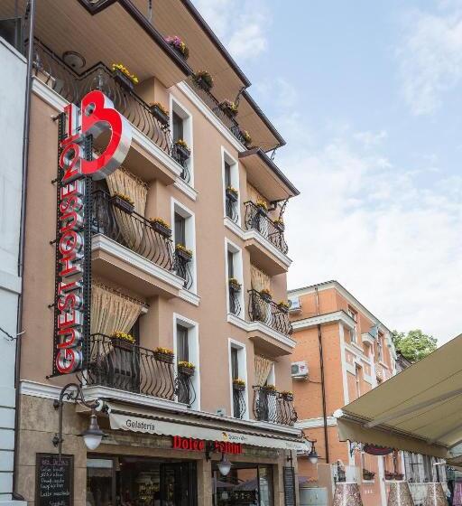 Pensjonat 8 1/2 Art Guest House