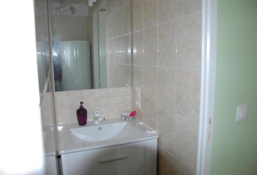 Пансион Aux Roses Tremières