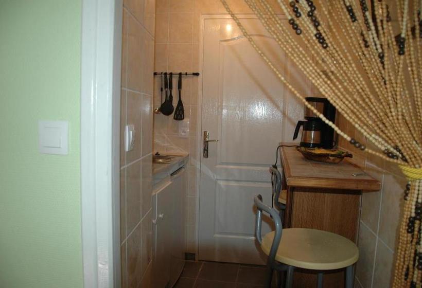 Пансион Aux Roses Tremières