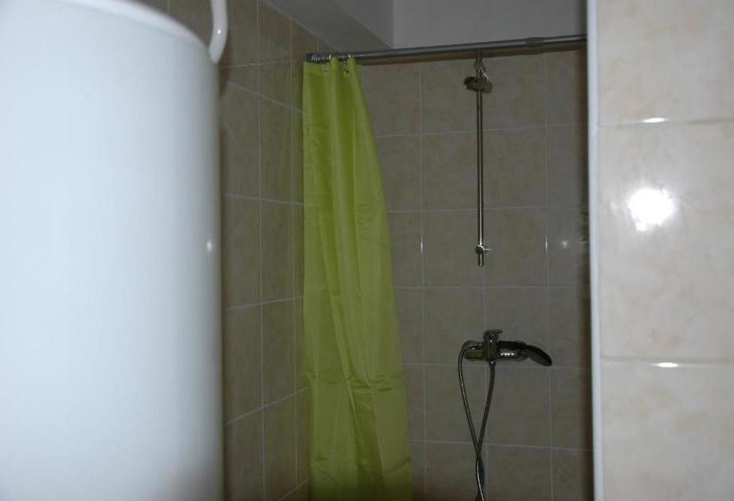 Пансион Aux Roses Tremières