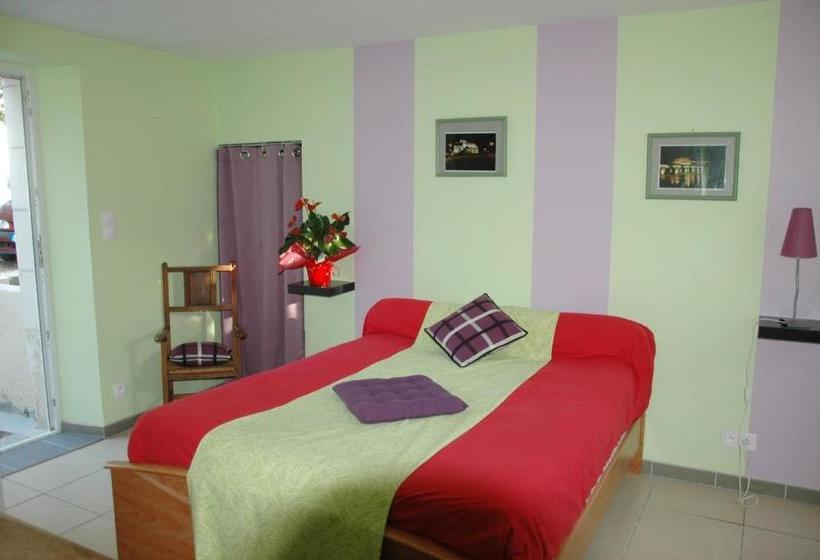 Пансион Aux Roses Tremières