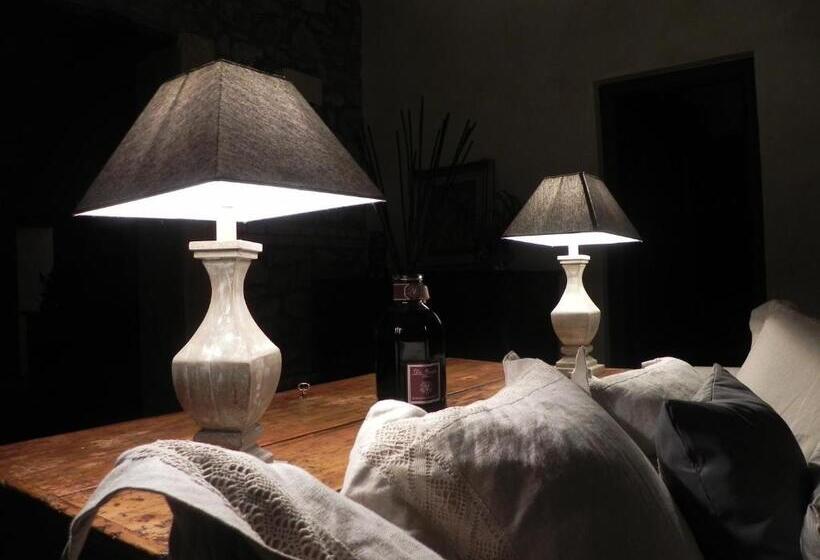 בית מלון כפרי Agriturismo Sugheretello