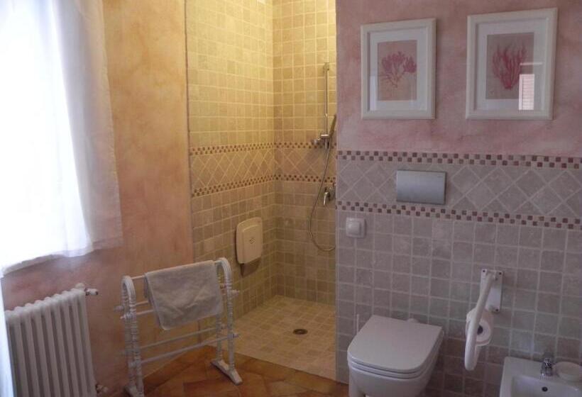 בית מלון כפרי Agriturismo Sugheretello