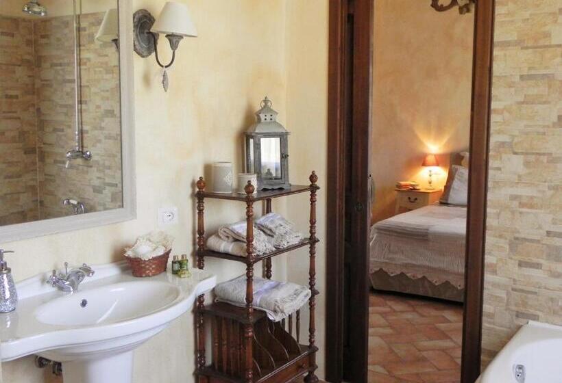 בית מלון כפרי Agriturismo Sugheretello