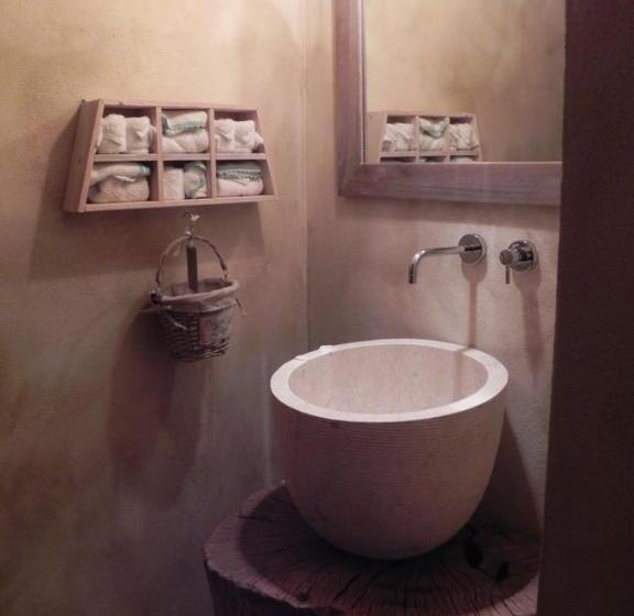 בית מלון כפרי Agriturismo Sugheretello