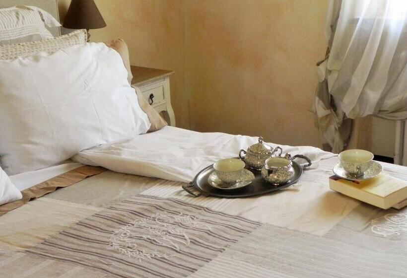 בית מלון כפרי Agriturismo Sugheretello