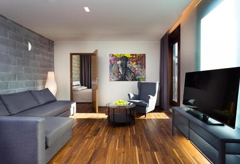 Konrad Old Town Apart