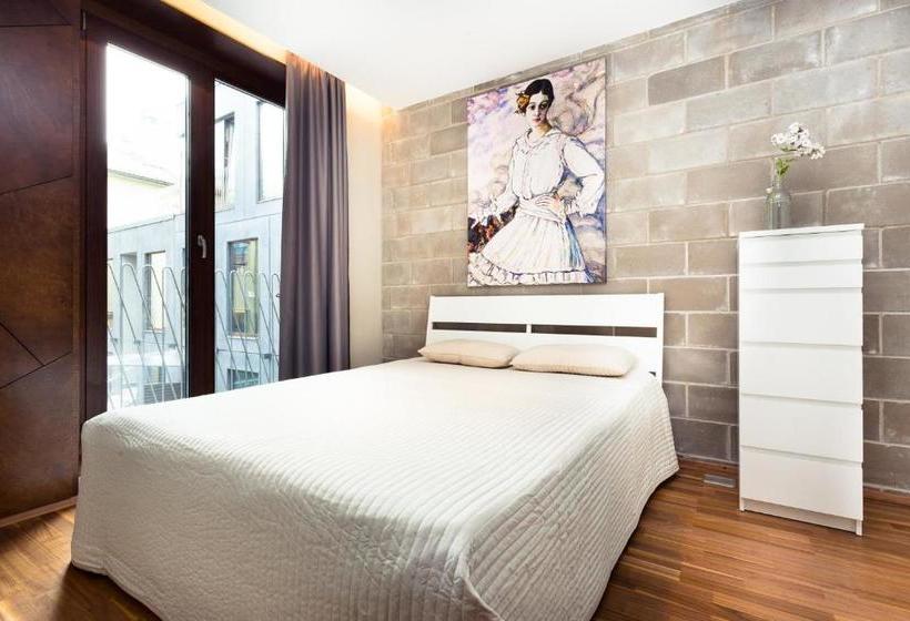 Konrad Old Town Apart