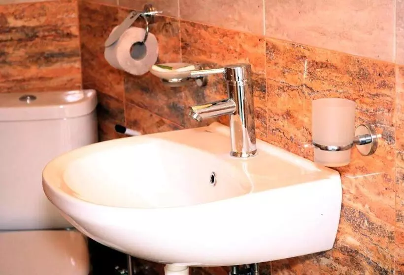 ペンション къща за гости марина ливада