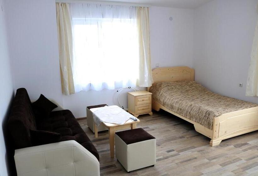 Pensão къща за гости марина ливада